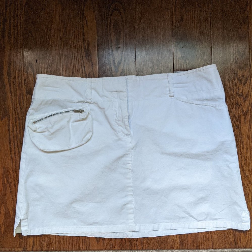 White Max Studio mini skirt size small